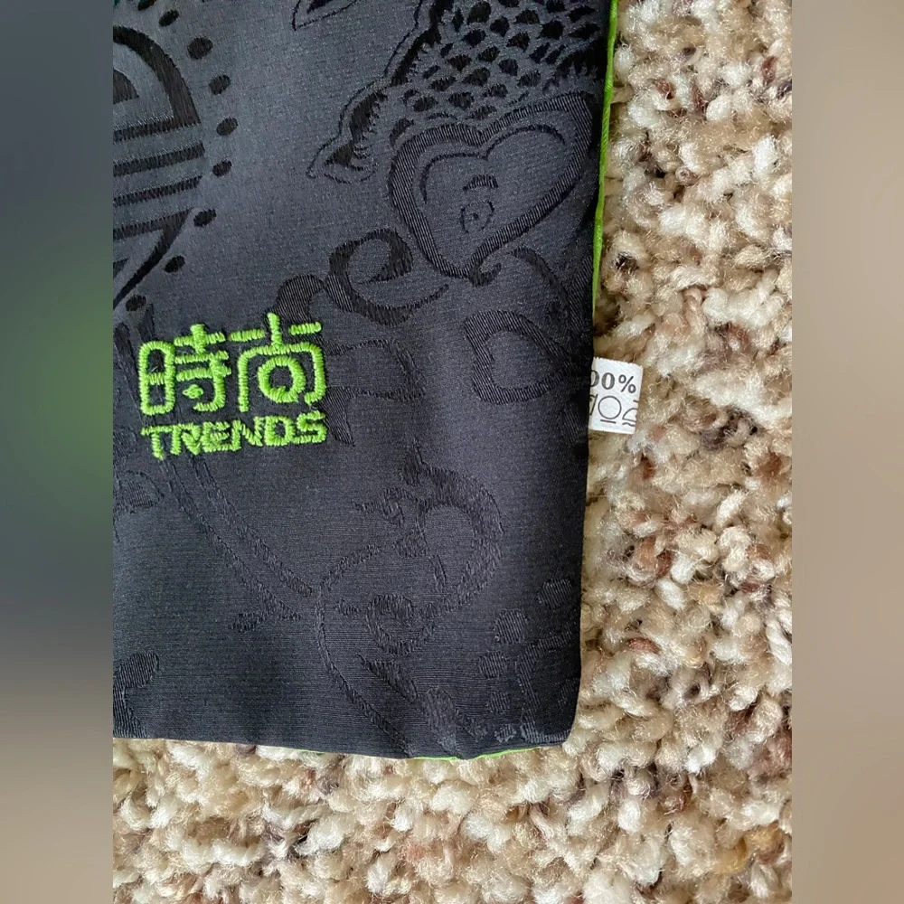 Trends JACQUARD Reversible pure Silk long Scarf green black Two Tone Unisex